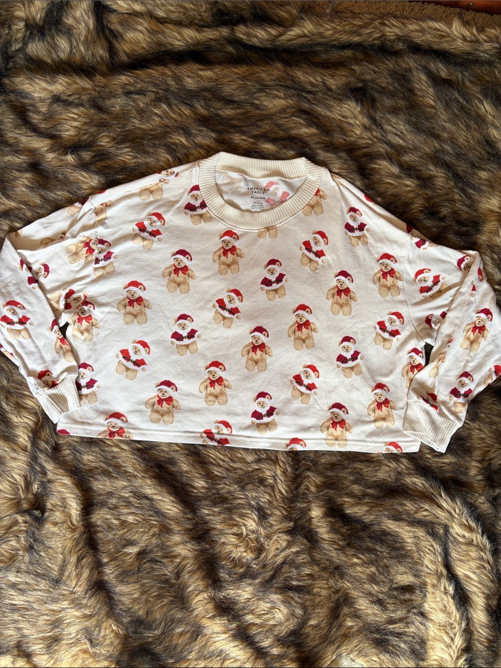 American Eagle Outfitters Women’s Christmas  Teddy Bear Cropped Pajama Top Med